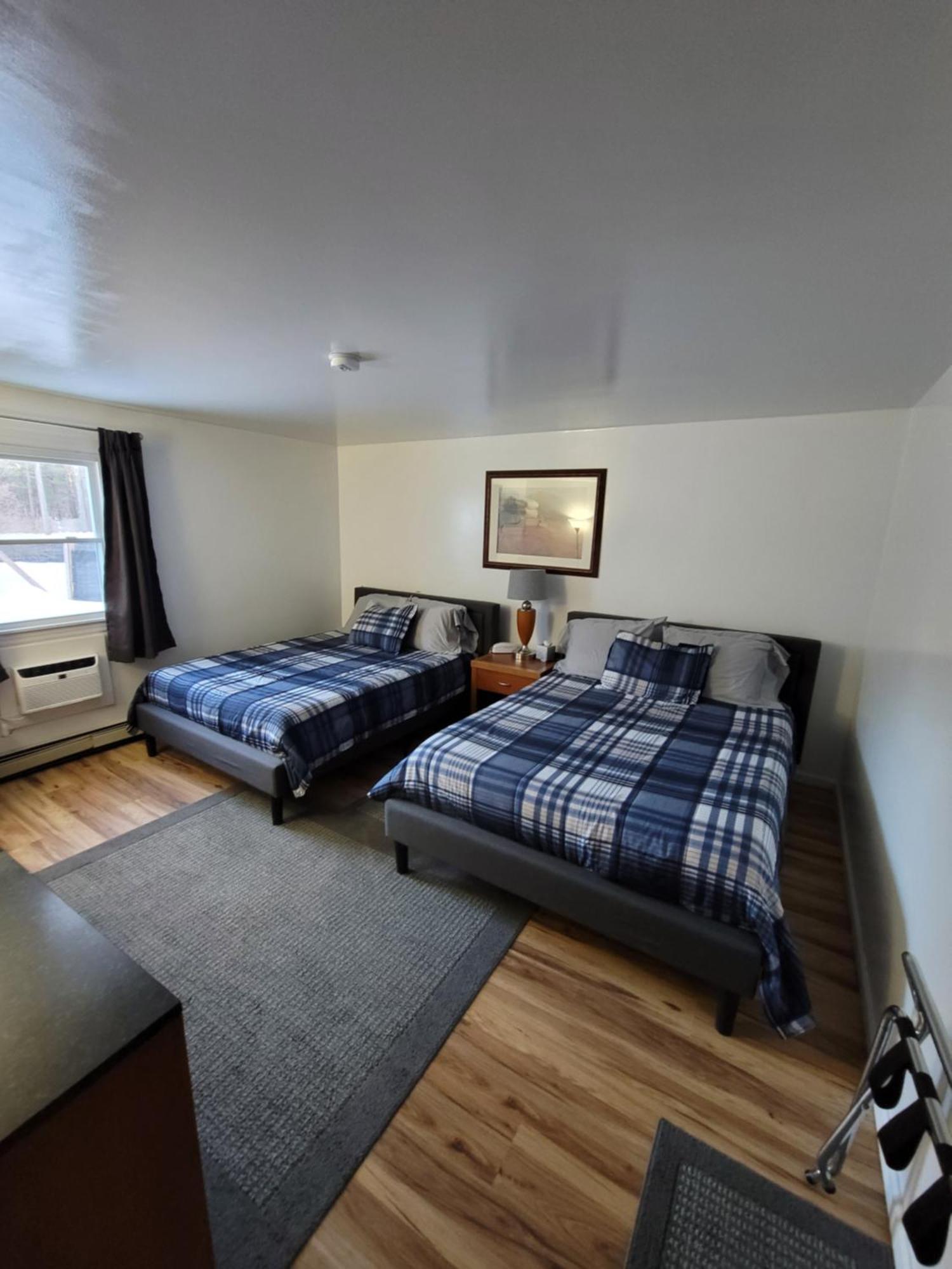 West Bethel Motel エクステリア 写真